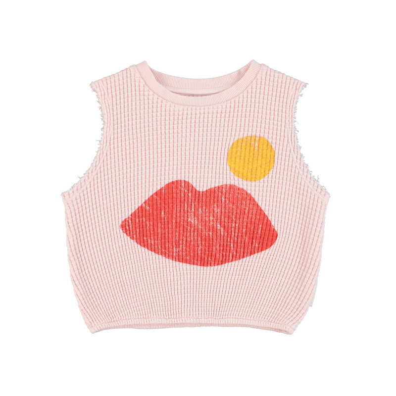 SLEEVELESS TOP LIGHT PINK WITH LIPS PRINT