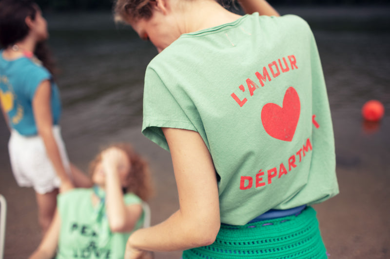 SLEEVELESS T-SHIRT WITH DEEP ROUND NECK GREEN WITH L'AMOUR PRINT